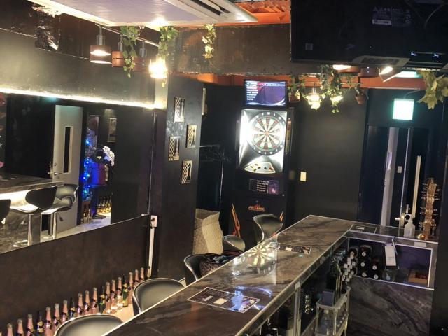 上野 ガールズバー