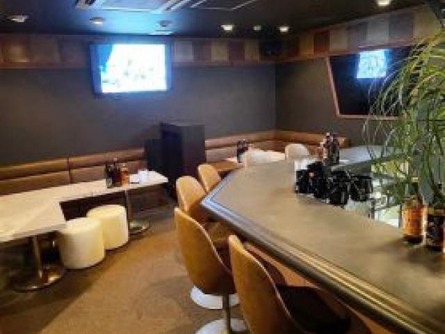 平和通 ガールズバー